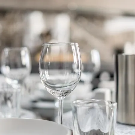 Brand New 3br Close To Amenities Διαμέρισμα