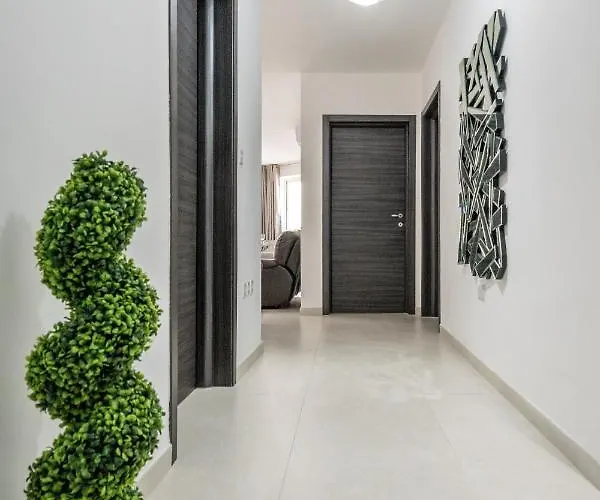 Brand New 3br Close To Amenities Apartment St. Paul's Bay