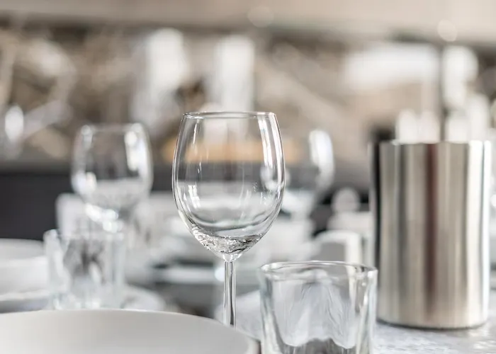 Brand New 3br Close To Amenities Apartment