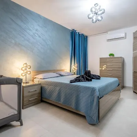 Brand New 3br Close To Amenities *